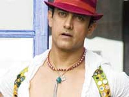 Aamir Khan to host Kaun Banega Crorepati?