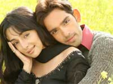 New Bollywood releases dull at box office