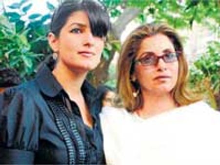 Dimple-Twinkle paint all night together