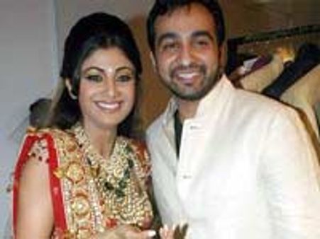 Shilpa Shetty gets Lamborghini from hubby