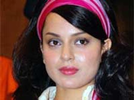 Kangana Ranaut adds 7 kgs