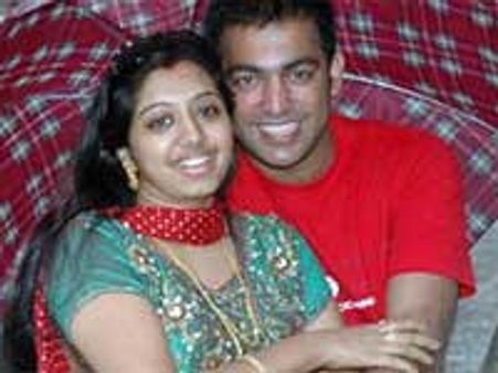 Gopika gives birth to a baby girl