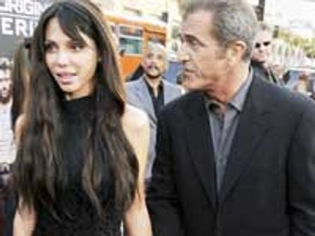 Oksana confirms her split with Mel Gibson