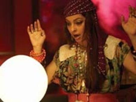 Juhi offers midnight prayer for her brother