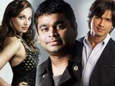 IPL ends with a Bollywood touch