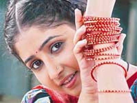 Sana to star in Karegi Mera Naam Roshan