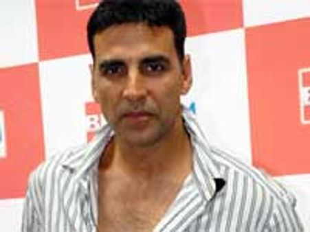 Akshay Kumar impressed by a young boy