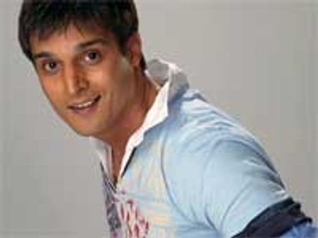 Jimmy Shergill replacing Chitrangada Singh