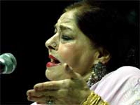 Farida Khanum inspired by Lata Mangeshkar