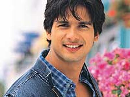Shahid Kapoor needs Badmaash Company to rock
