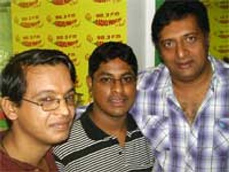 NNK is about father-daughter relationship: Prakash Raj