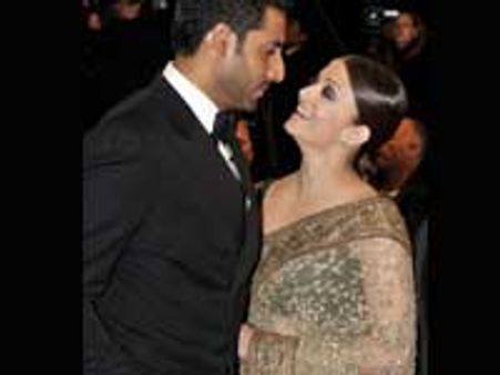 Aishwarya's saree a rage at Cannes