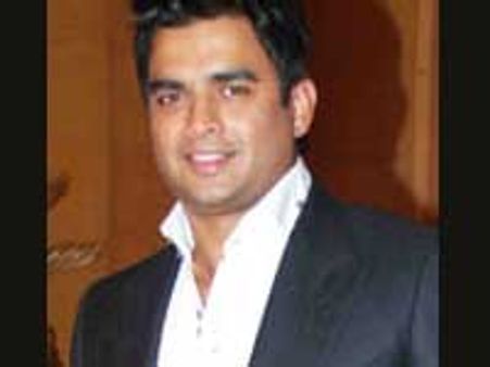 Madhavan hosting Imagine quiz show!