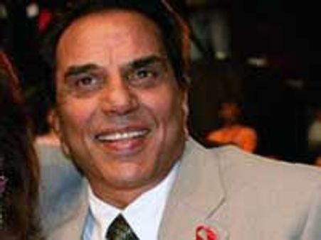 I did Tell Me Oh Khuda for Esha - Dharmendra