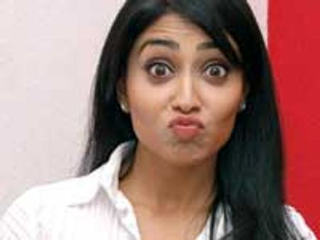 Shreya doesn't believe in female-oriented roles