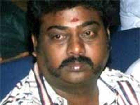 Saravanan plays a cop in Vilai