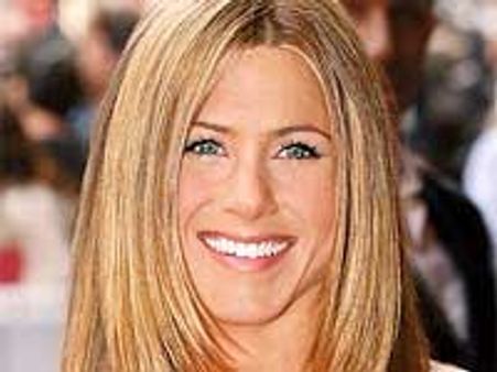 Aniston says she’s not going topless in new film