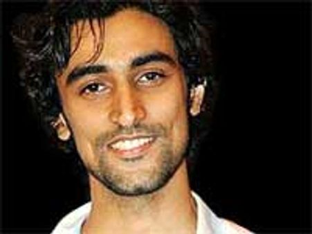 Kunal Kapoor not to follow Hrithik's footsteps