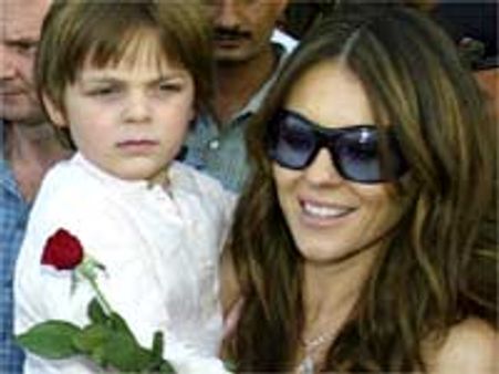 Elizabeth Hurley’s son obsessed with sex and Selena Gomez