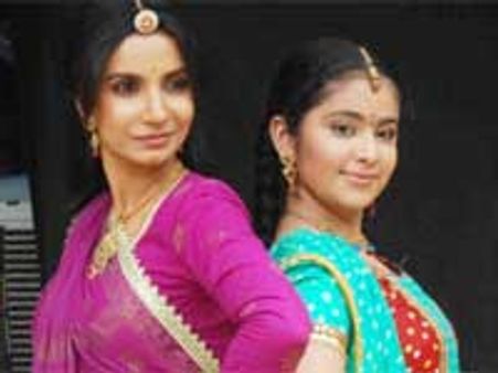 Anandi overtakes her mother in Kitchen Champion