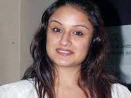 Sonia Agarwal to act in ex-father-in-law's film