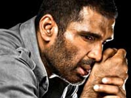 Red Alert is provoking - Suniel Shetty