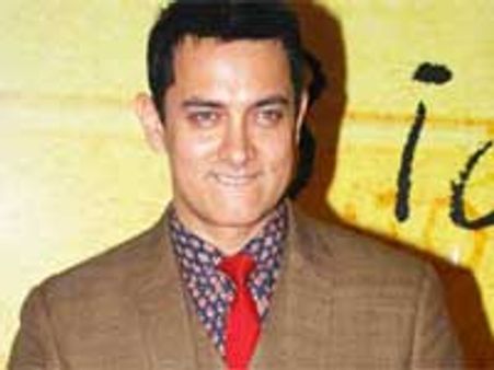 A twitter present from Anil to Aamir