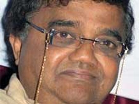 Dwarakish, Sudeep miss Vishnuvardhana title