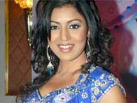 Debina admires Gurmeet-Drashti pair