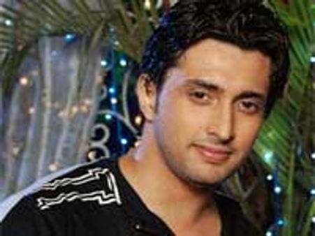 Yash Pandit turns Matt Damon of small screen