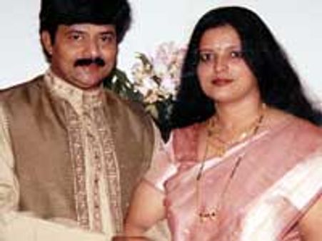 Indudhar hanged himself after murdering wife?