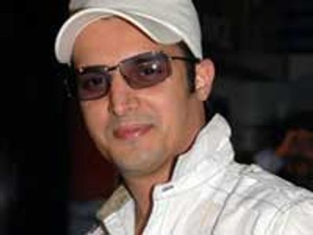 Jimmy wins the race against Sanjay Dutt