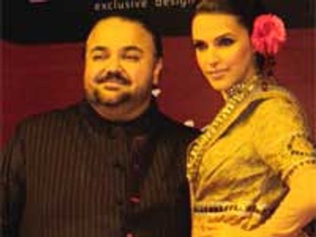 Bollywood faces at Bangalore Fashion Week 2010