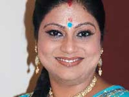 A tiff between Shalini and Priya of Pavitra Rishta