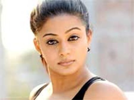 Priyamani to star in Wanted sequel!