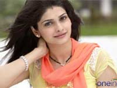 My relationship with Emraan brings lightness - Prachi