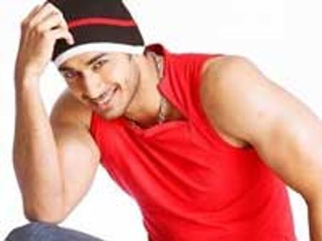 Sarwar Ahuja is in a holiday mood