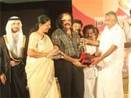 Prem Nazir Foundation award presented to Soorya