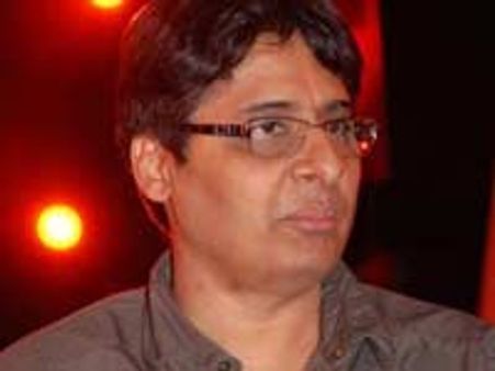 Vashu Bhagnani ties-up with skin specialist Mary Chia