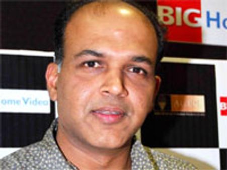 Ashutosh's next film based on book Do or Die