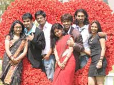 Prakash Raj promotes Inidhu Inidhu in Bangalore