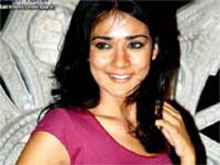 Geet feels jealous of Pari