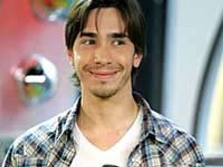 Justin Long's embarrassing full-frontal nude scene with Christina Applegate