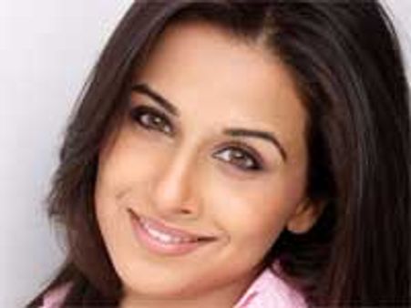 Vidya gives a nod to Mollywood