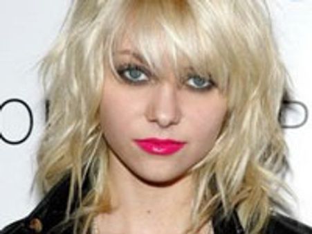 Taylor Momsen loves provocative outfits