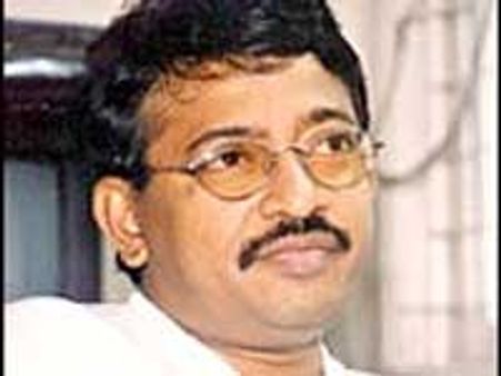 Will RGV delete tonsure scene from Rakta Charitra?