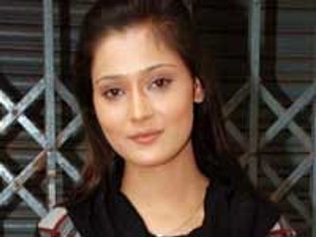 Sara Khan undergoes an operation