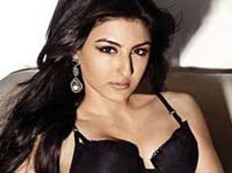 Soha Ali Khan trapped in an MMS scandal