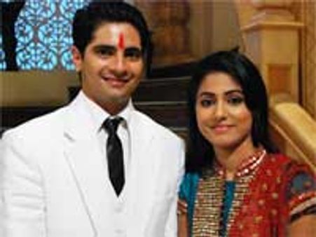 Akshara, Sneha come face to face in YRKKH
