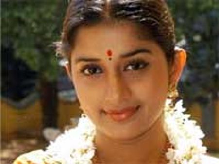 Meera Jasmine and Rajesh decide to tie knot